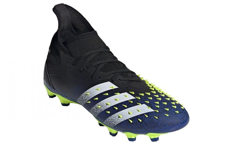 Adidas Predator Freak .2 MG Foto 3