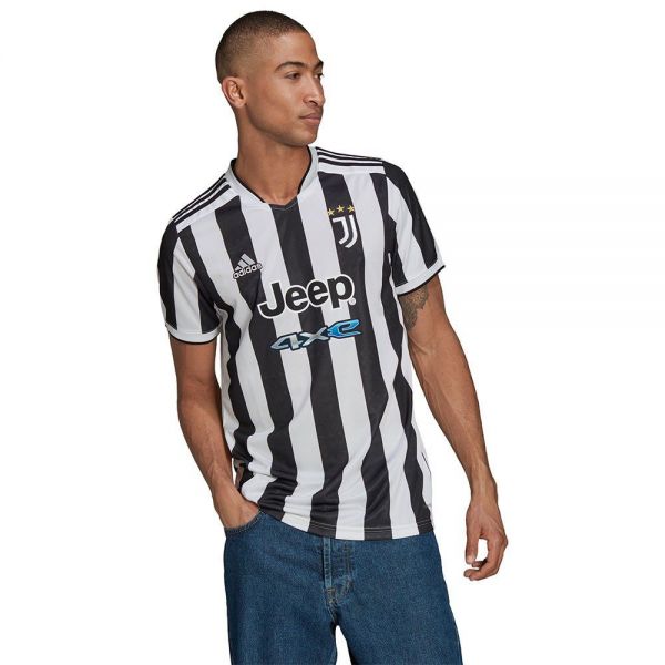 Adidas Juventus 21/22 home shirt Foto 1